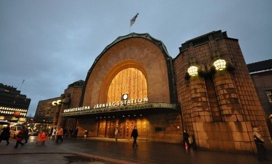 Central-Railway-Station-Helsinki-Finland-e1335974089931